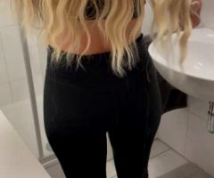 Got A Little Horny In The Gym After The Workout Had To Show You My Juciy Teen Ass… Would You Have Fun With Me In The Gym Cabin