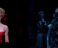 Julie Andrews/Emily Blunt Poppin Plot Compare