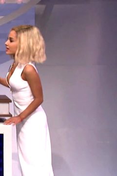 Ariana Grande On SNL