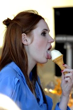 Karen Gillan With An Ice Cream